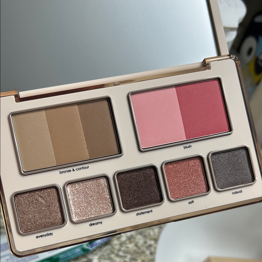 Natasha Denona Hyper Natural Makeup Palette
